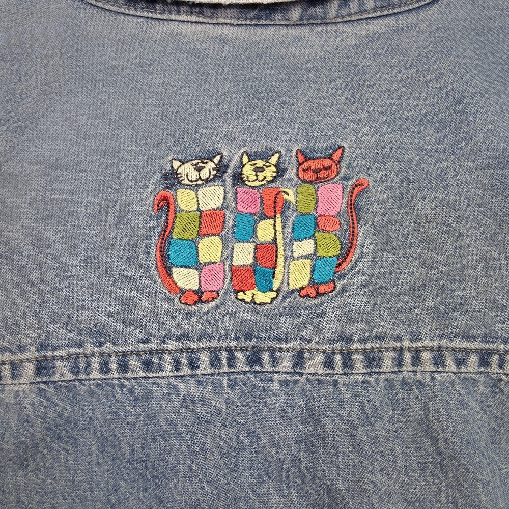 Christopher Banks Top Womens M Blue Denim Cat Lady Medium Wash Embroidered - Picture 9 of 14